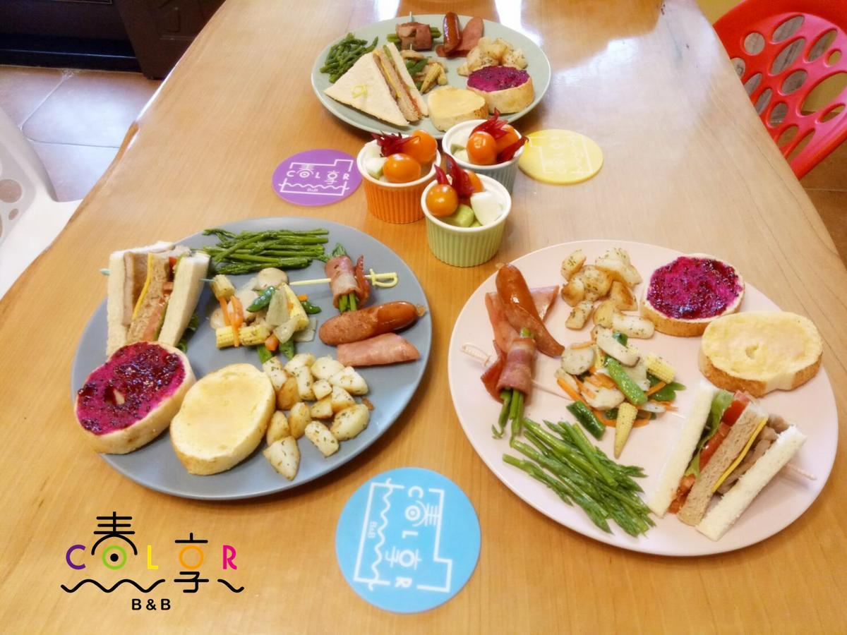 Spring Enjoy Color B&B Taitung ภายนอก รูปภาพ